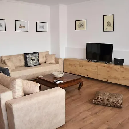 Lägenhet E Apartment, In Center, Cozy Tirana