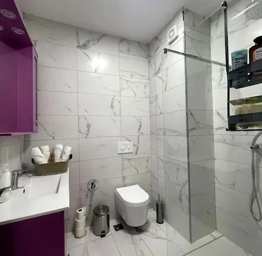 E Apartment, In Center, Cozy Appartamento *